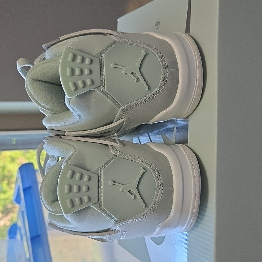 Jordan Retro 4 Size 13C - Picture 4 of 8